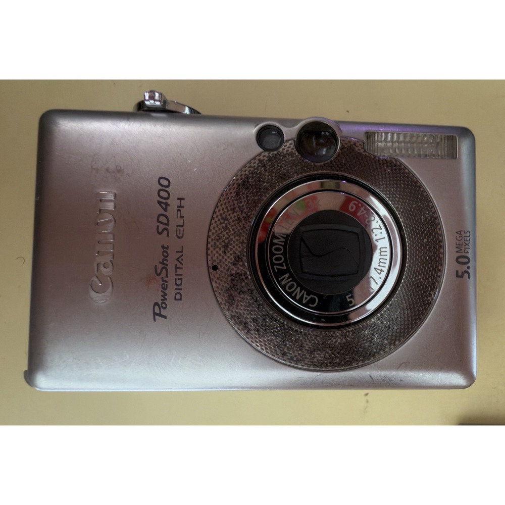 Canon PowerShot SD400 Digital ELPH 5MP Camera Silver UNTESTED Battery Included